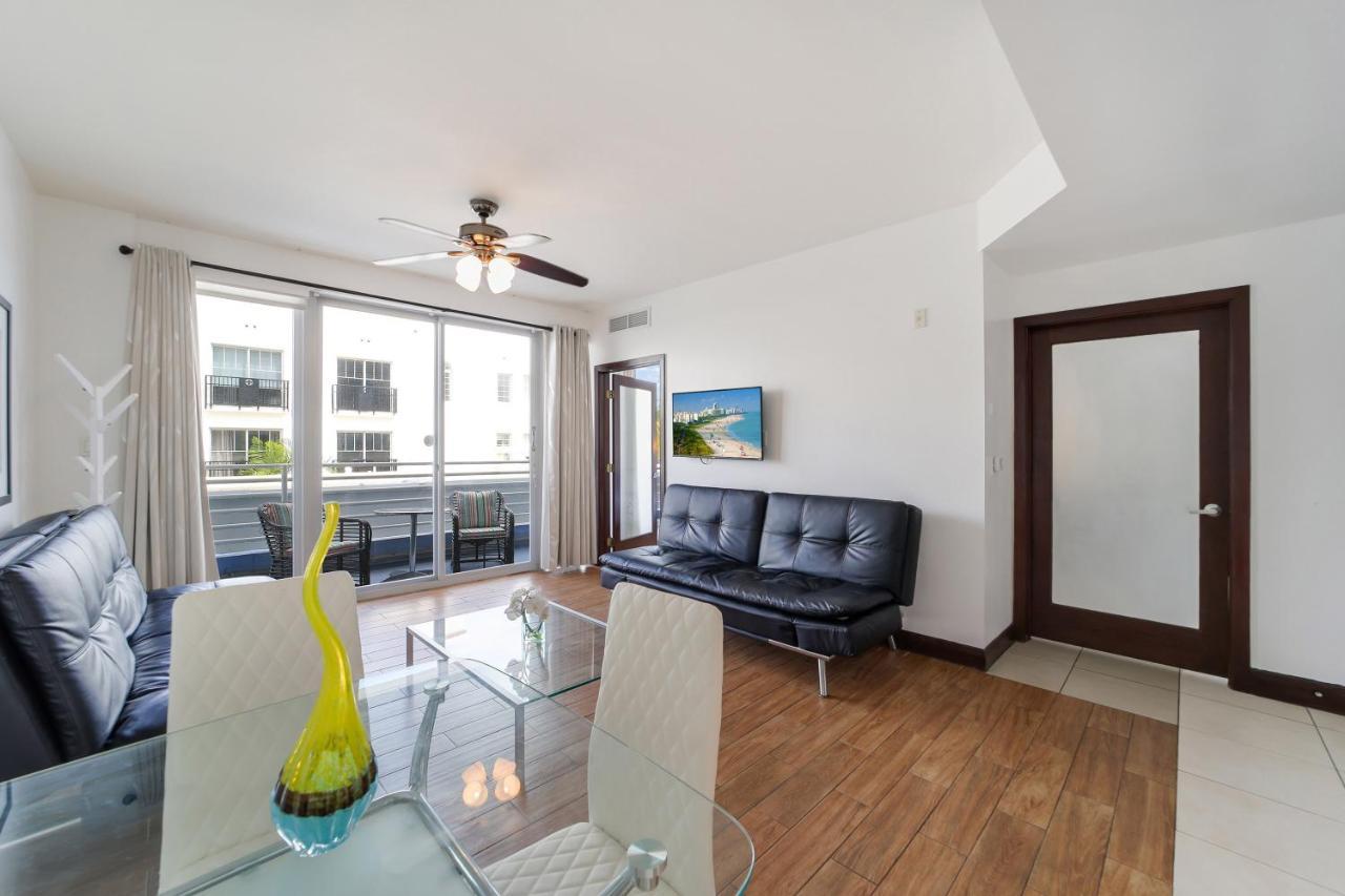 Strand Ocean Drive Suites マイアミビーチ エクステリア 写真