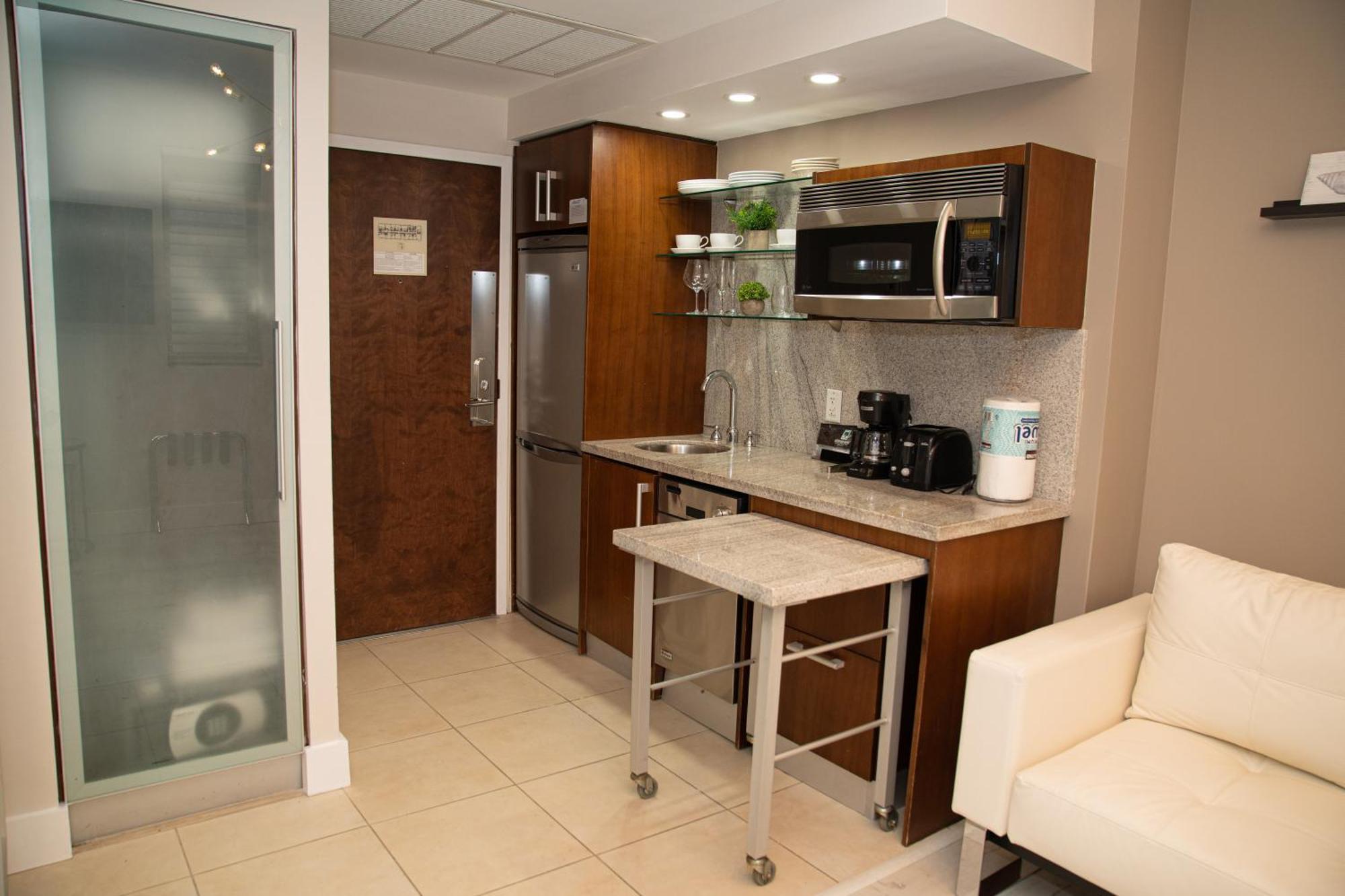 Strand Ocean Drive Suites マイアミビーチ 部屋 写真